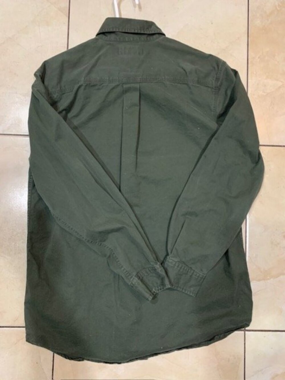 CARHARTT MENS RUGGED BUTTON DOWN  (medium) - Picture 4 of 4
